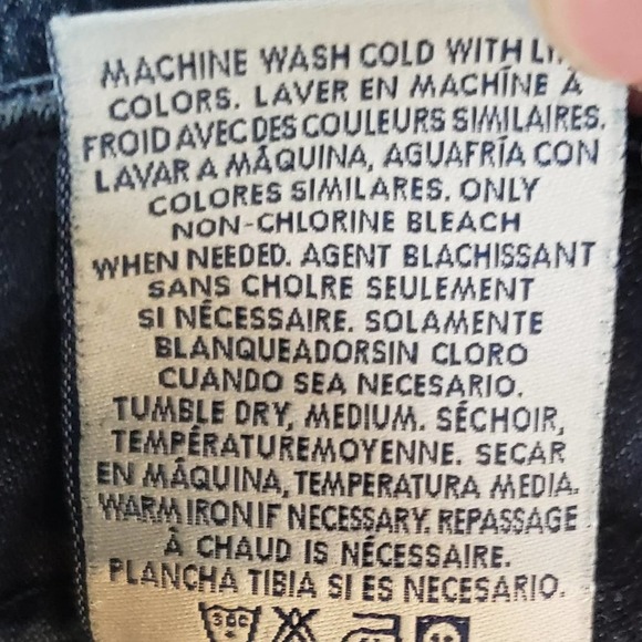 Hudson skinny bermuda denim button flap shorts W632DLA Size 28 EUC - Picture 6 of 7